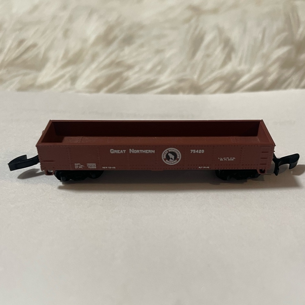 Bachmann 40' Gondola Great Northern HO Scale Model Train Freight Car 75420 Hobby